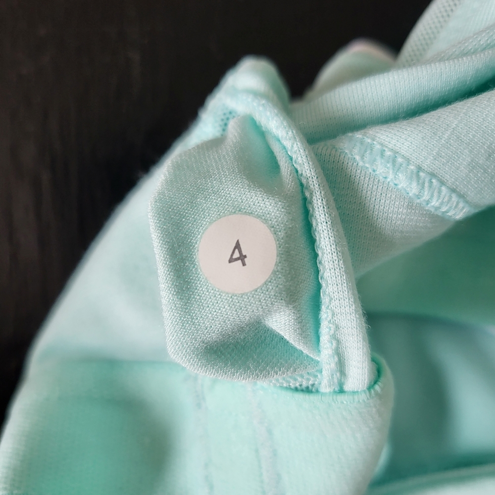 Lululemon halter - Picture 9 of 9